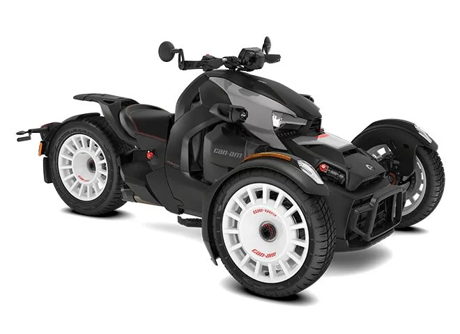 productfoto 2023-can-am-ryker-900-rally-edition-silver-lava