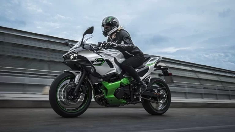 Kawasaki ninja 7 hybrid nieuw 2024 bekijken