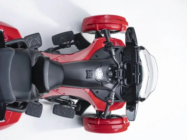 Studiofoto Can-Am Spyder F3 Limited Special Series van bovenaf genomen