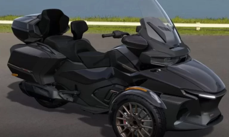 Can-Am Spyder RT Sea to Sky 2025